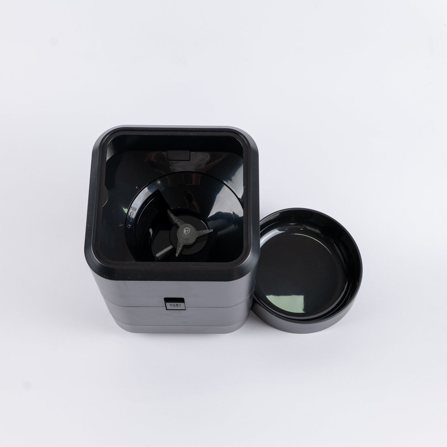 Dispenser Automatico di Cibo – Programmabile per Cani e Gatti