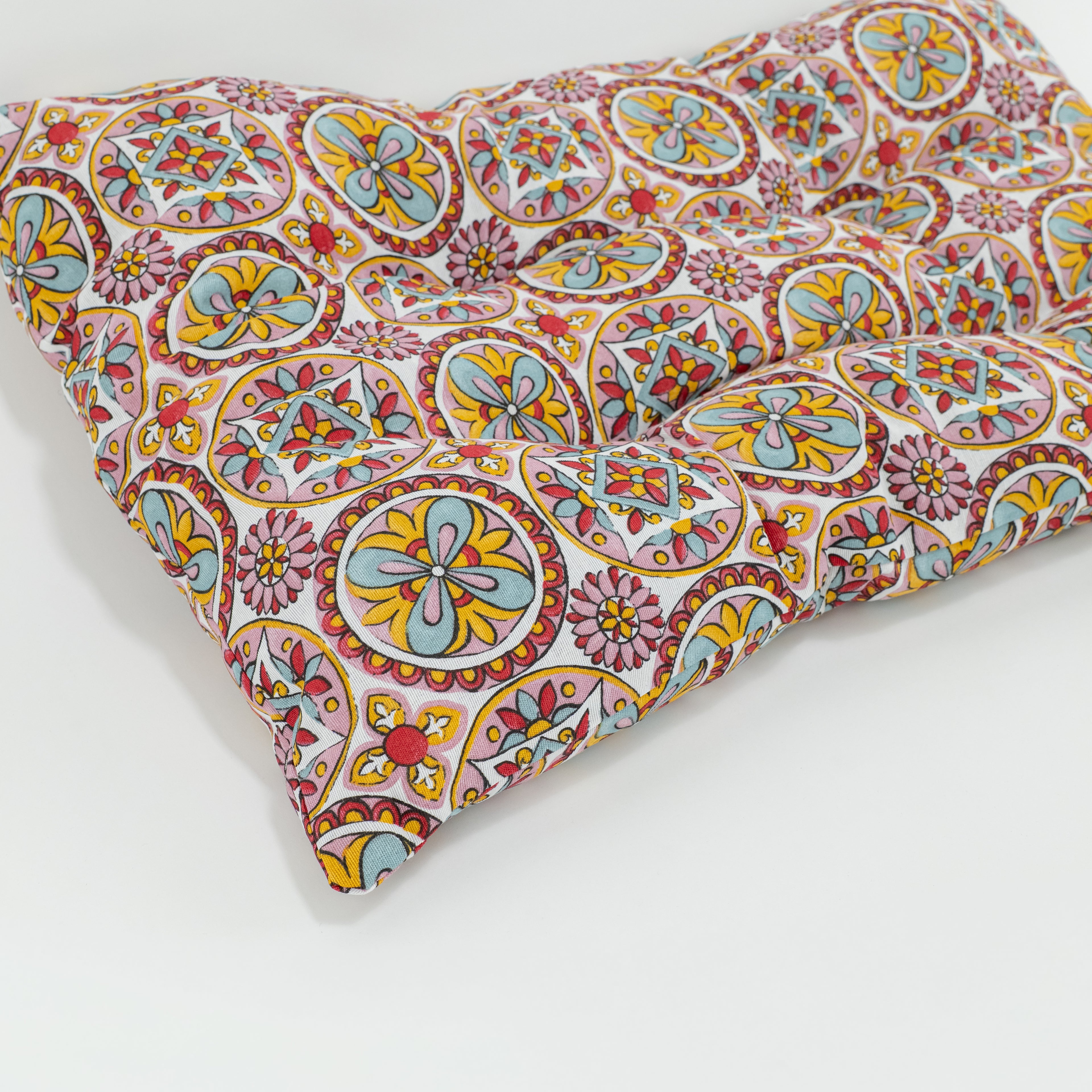 Cuscino cuccia per cani e gatti fantasia maiolica - Rosa ( 80 x 50 cm )