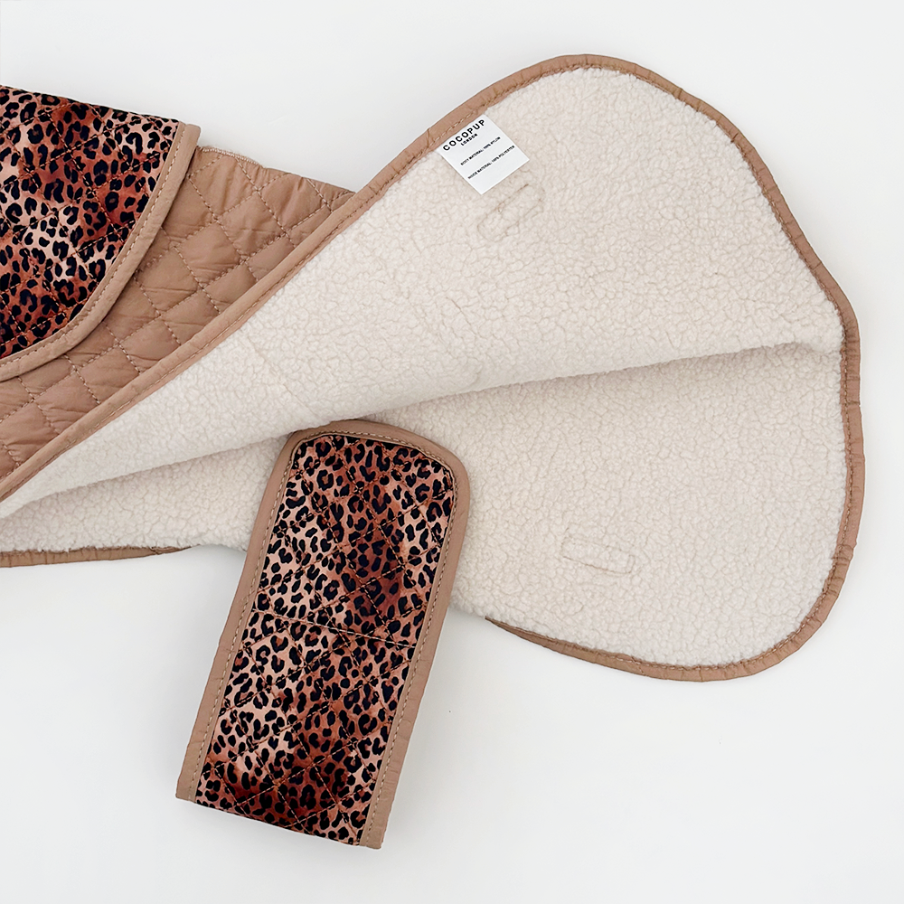 Cappotto trapuntato per cani LUXE - Cucciolo leopardato